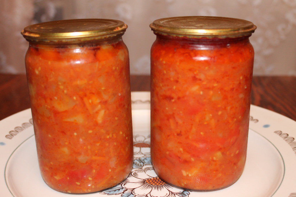 Острые кабачки с помидорами на зиму – рецепт с фото
