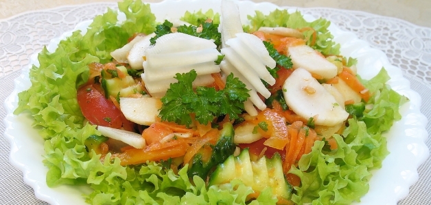 Салат из топинамбура: рецепты с морковью, яблоком, чесноком или яйцом