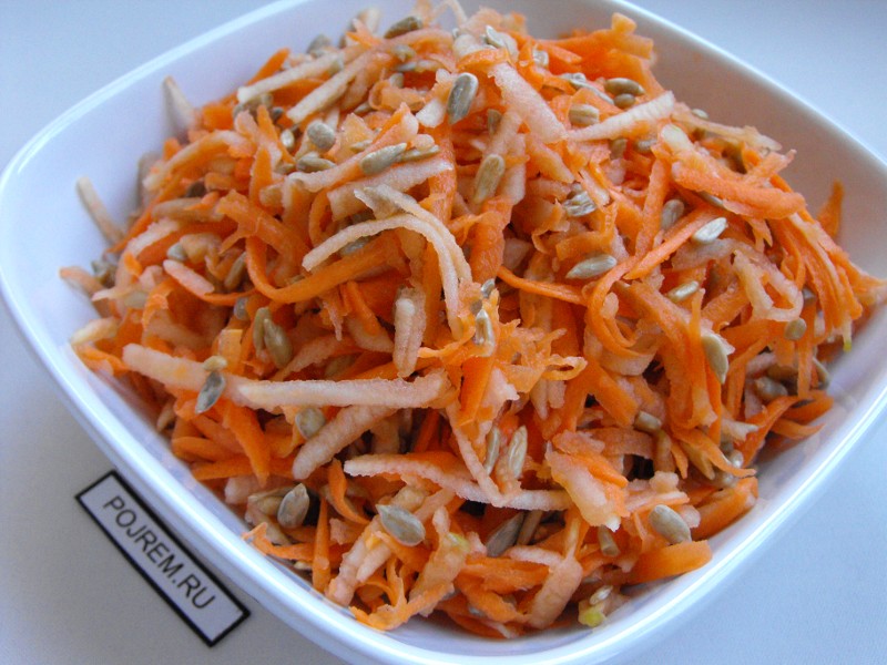 Салаты из моркови и яблок – лучшие рецепты приготовления с фото