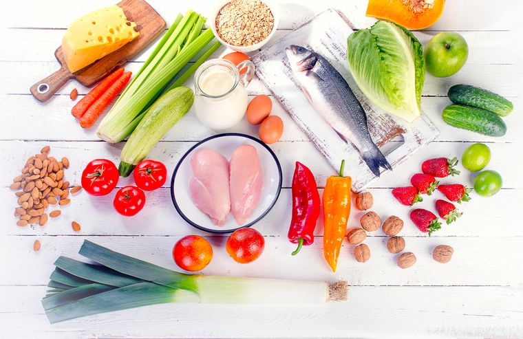 Морковь для похудения: польза и вред диеты на одном только овоще, можно ли есть на ночь, а также рецепты смузи с яблоком и других низкокалорийных блюд